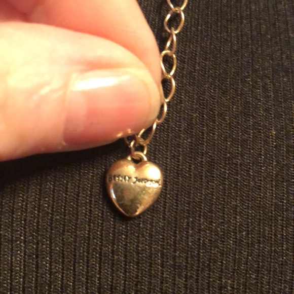 Adorable Betsey Johnson Sparkly Faux Pearl & Rhinestone Gingerbread Necklace - Picture 11 of 17